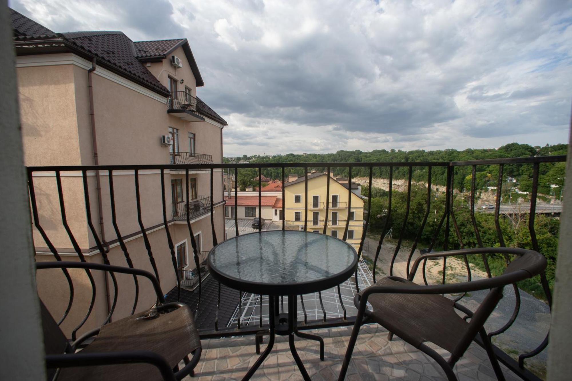 Apartments U Ratushi Kamianets-Podilskyi Ngoại thất bức ảnh